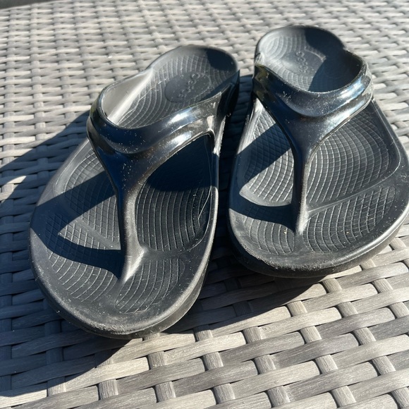 OOFOS Shoes - OOFOS Black Women's Sandals